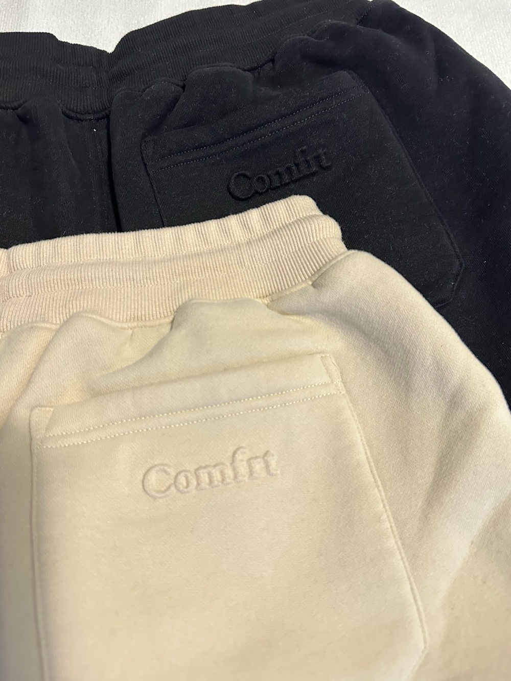Comfrt Basic Fleece Shorts - Black & Almond